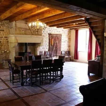Holiday home In Le Chatelet-sur-meuse Mit Grill- Garten Und Terrasse By Interhome